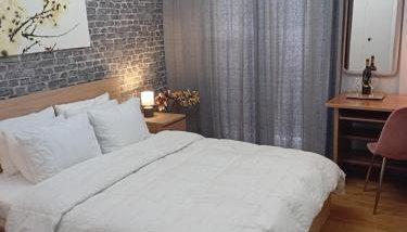 Joanna's heart of Athens one BR Charm Balcony view Walk to Tourist Spots - Foto 2