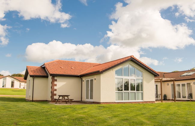 Stoneleigh Village - Photo 67