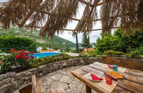 Charming Villa Svagusa with Sea View - Foto 37