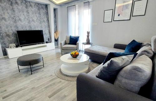 Luxury Garden Penthouse *MK* - Photo 3