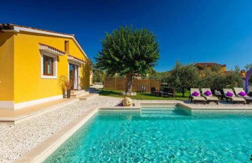 Villa Chiara 2 Bedroom, Private Pool, BBQ & Child-Friendly - Foto 23