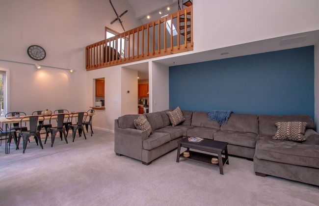 Playful Nest - Photo 3