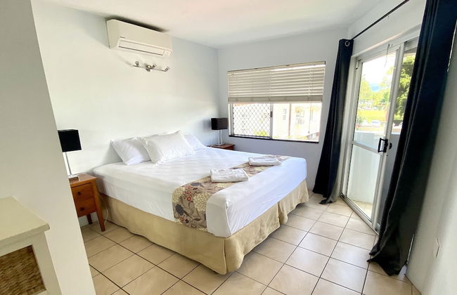 Reef Gateway Apartments - Photo 3