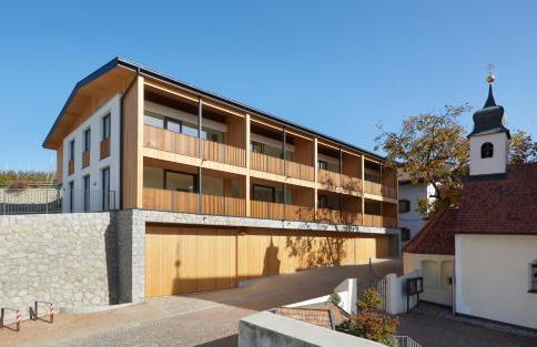 MESNERHOF CHALET - Ruhe, Rückzug & Südtiroler Charme mit kostenlosem Parken in der Tiefgarage - Photo 5