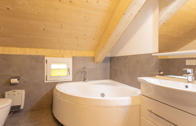 Superior #57 Sprudelwanne - Foto 32