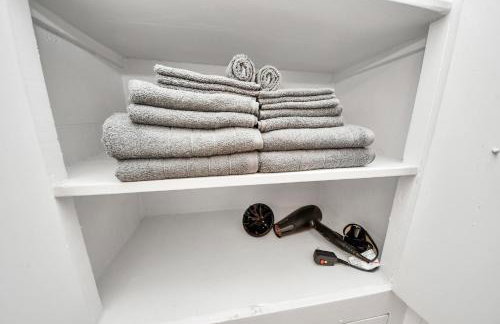 Serene Studio Escape - EADO HTX 1 - Foto 64