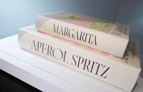 1BR River Retreat - Sleeps 4 - Parking - Foto 24