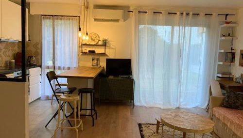 T2 cosy 70s - Photo 2