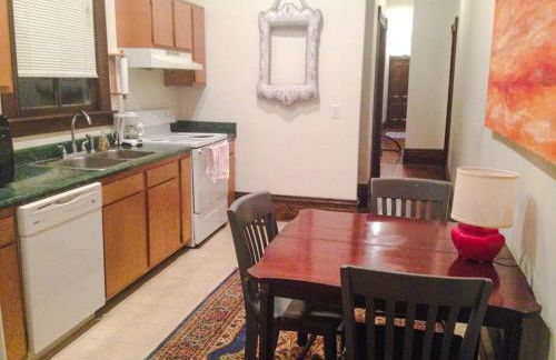 Big Blue House - Both Units - Near Forsyth Park - Foto 25