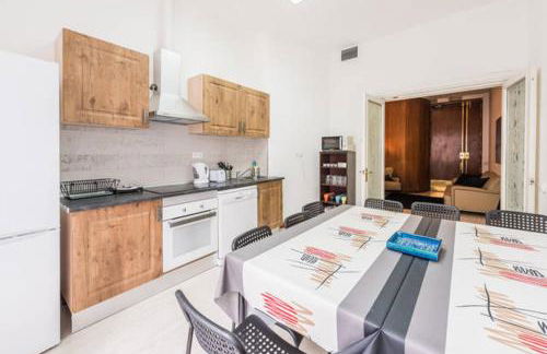 M&F Apartaments Gran Via - Photo 10