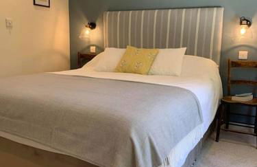 Beautiful Georgian cottage within a private walled garden - Foto 17