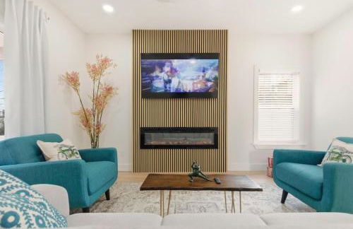 New Modern Updated Secure and Private Home - Foto 1