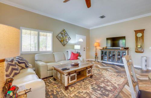 Idyllic Las Vegas Oasis with Outdoor Pool! - Foto 5