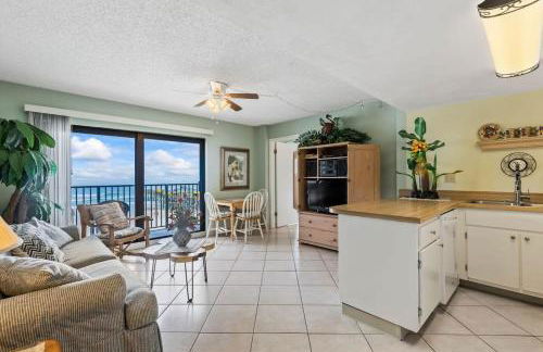 Ocean Front Condo with Amazing Views! Sunglow Resort 402 by Brightwild - Foto 23