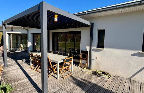 Villa contemporaine avec piscine sur 4000 m2 à Rodez 9 personnes - Foto 49