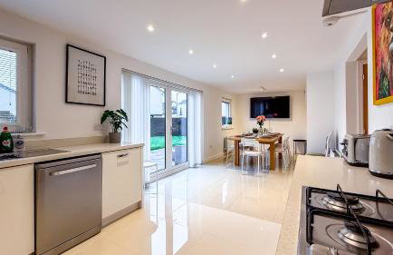 New Modern Detached House with 5bdr Glasgow - Foto 5