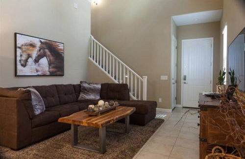 Gated townhouse with heated pool, hot tub, near US60 - Foto 3