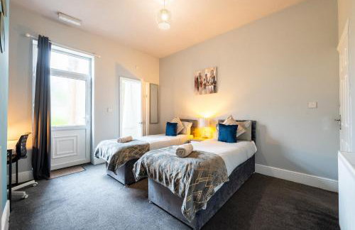 Sheffield Contractors and MONTHLY Stays 3BR 3 Bath house Managed by Chique Properties Ltd - Foto 5