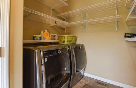 Riverside Ranch by Avantstay Mins to Downtown - Foto 70