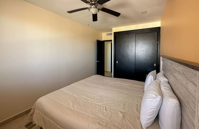 Poolside Family Retreat 2BR Condo - Foto 29