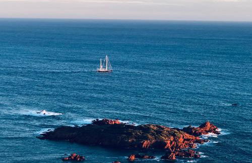 Belle Villa VUE MER EXCEPTIONNELLE PISCINE PRIVÉE 3 mn PLAGES et CALANQUES - Foto 7