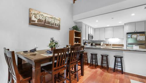 Alpine Escape: Tahoe Oasis Steps from Lake - Foto 4