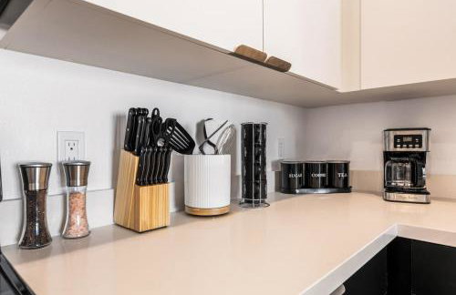 Central LA Hideaway, Steps from Japanese Village - Foto 23