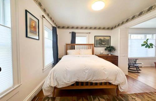 Whimsical apartment near downtown Winooski - Foto 7