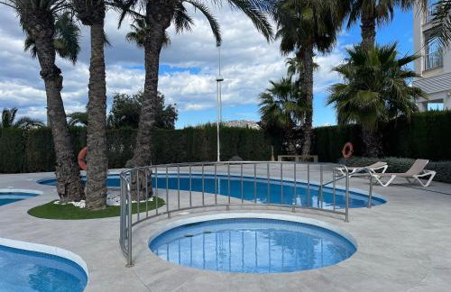 Larimar Apartament balcón y vistas al mar y al Peñón, piscina y parking - Foto 27