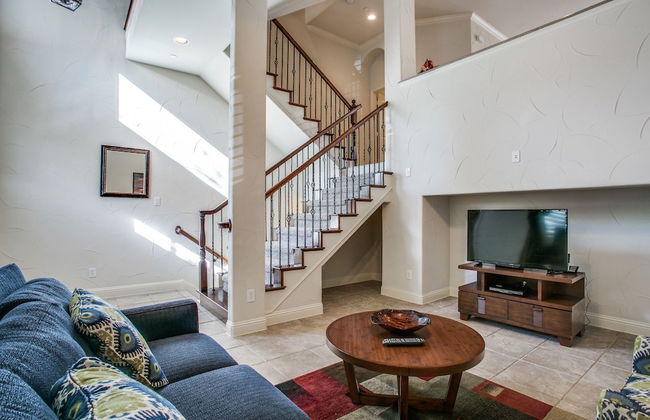 Beautifully furnished TownHome at shops - Foto 16