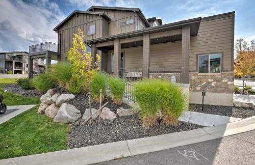 Modern Huntsville Resort Retreat with Deck and Hot Tub - Foto 31