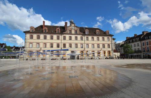 Studio Royal by Beds4Wanderlust - Place du marché avec parking privé - Foto 33