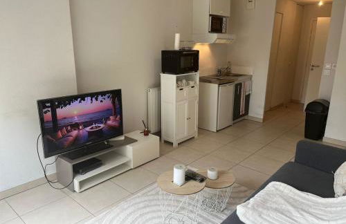 Le Square Terrace - Wifi - Calme - Foto 7