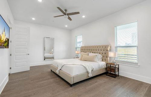 New 4 Bed luxury house w/Private Heated Pool - Foto 8