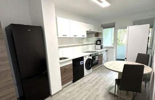 Apartments with Balcony in Krefeld - Foto 20