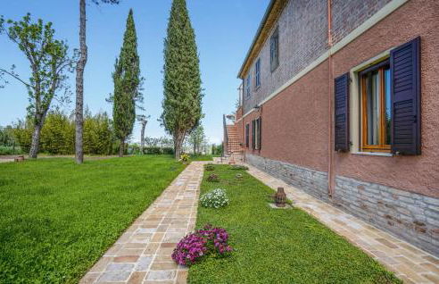 Cozy Home In Cappone Di Vallefoglia - Foto 12