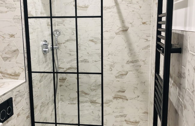 2Bed 2Bath Apartment in Liverpool Street, Steps to Brick Lane, Spitalfields & Shoreditch - Foto 52