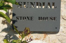 Sundial Stone House - Photo 2