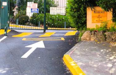 Home2Sea - Piscine, Jardin, studio cabine, 1 canapé lit convertible 2 ADULTES, 1 lit superposé triple 3 ENFANTS ou ADOS - Foto 52