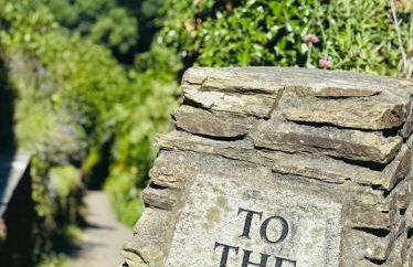 Luxury Cornish Cottage & Modern Cabin with Garden, Central St Agnes - Foto 42