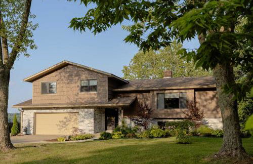 Bluffview on the River with a hot tub sauna pool table and more - Foto 5