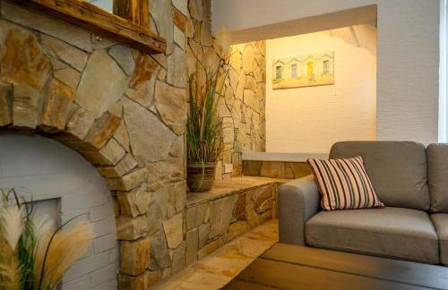 Frodo's Folly - Photo 20