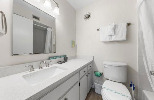 Palm Bay Club by Beachside Management - Photo 88