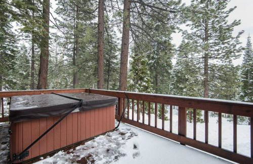 Tahoe Vista Home w/ Spa close to Northstar & Lake - Foto 4