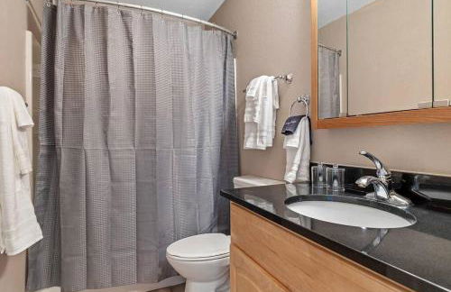 Modern Home-Garage-Scenic Patio - Foto 26