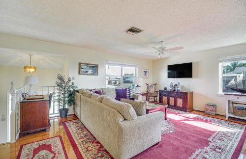 Sebastian Home with Large Deck Near Golfing and Beach - Foto 3