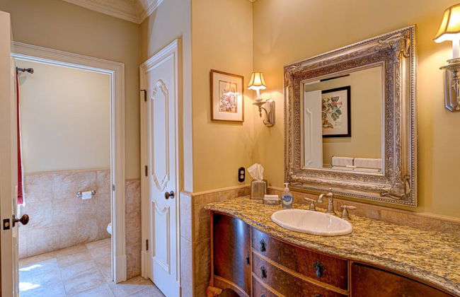 Lions Gate Estate in Sandy Springs - Foto 60