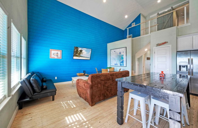 Sleeps 26 2 Homes w/ Waterfront Pool + Boat Dock Laguna Village Escape - Foto 10