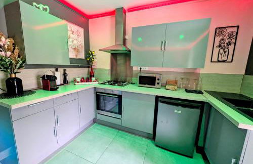 Nuit insolite avec Spa privatif à Agen - Foto 24