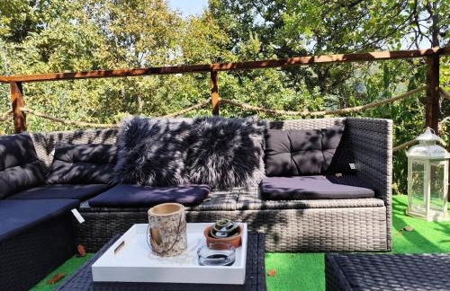 UNDER THE GREEN ROOF - Foto 19